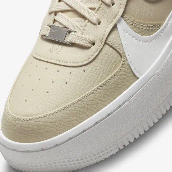 Кросівки Nike Air Force 1 Plt.Af.Orm Triple DJ9946-200