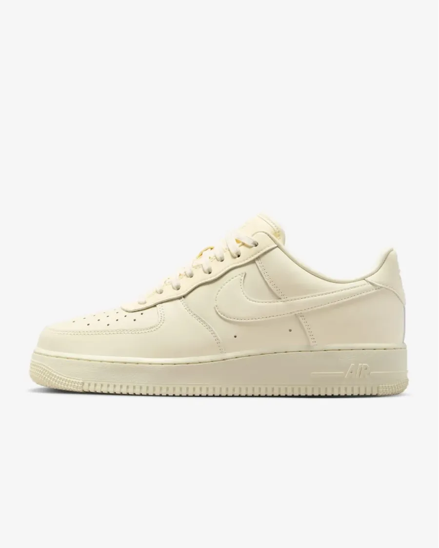 Кросівки Nike Air Force 1 '07 Fresh DM0211-101
