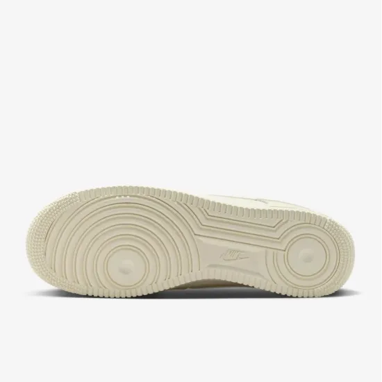 Кросівки Nike Air Force 1 '07 Fresh DM0211-101