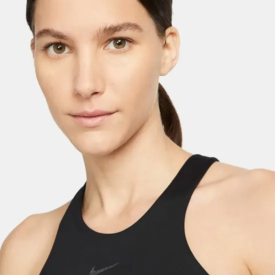 Топ Nike Medium-Support Non-Padded Sports DM0660-010
