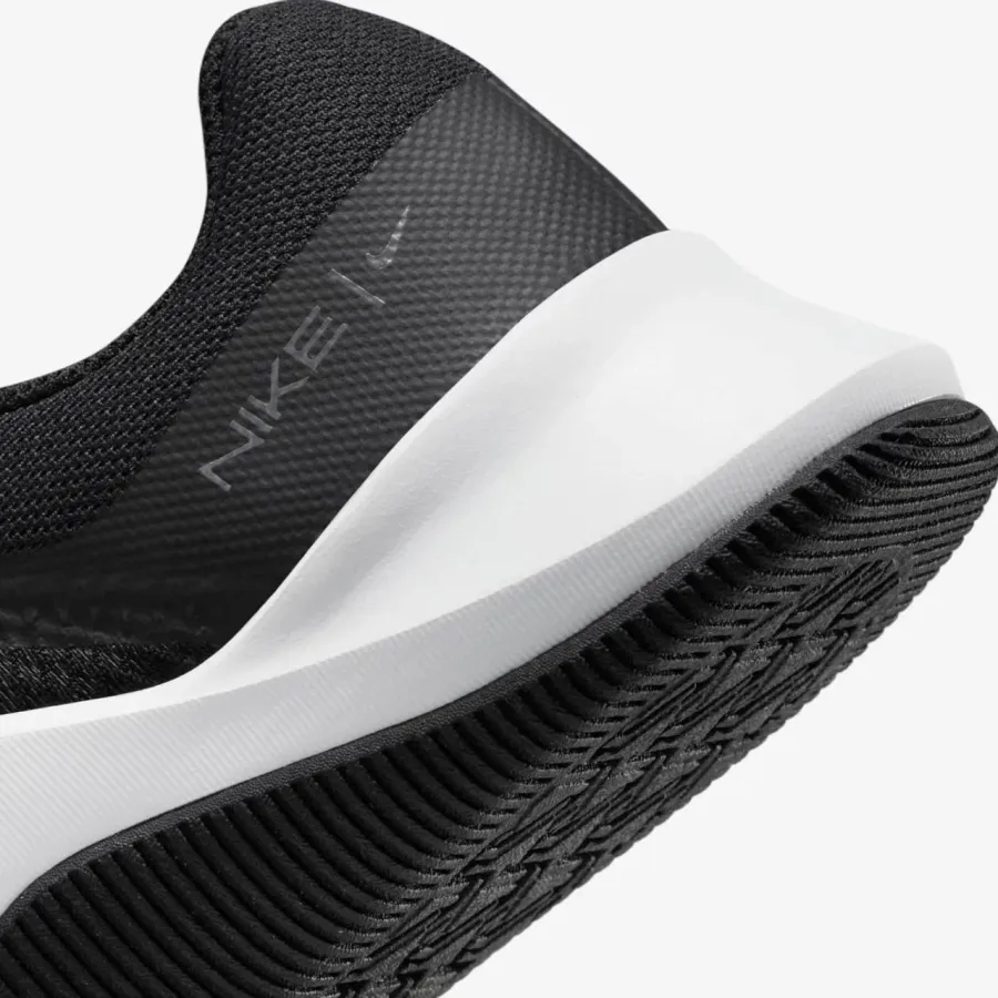 Кросівки Nike MC Trainer 2 DM0823-003