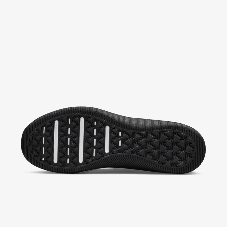 Кросівки Nike MC Trainer 2 DM0823-003