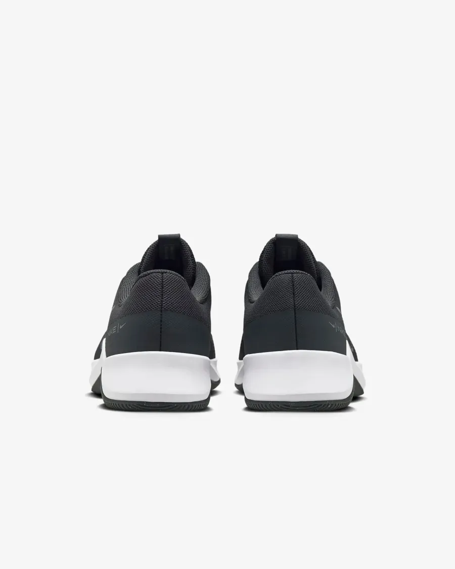 Кросівки Nike MC Trainer 2 DM0823-011