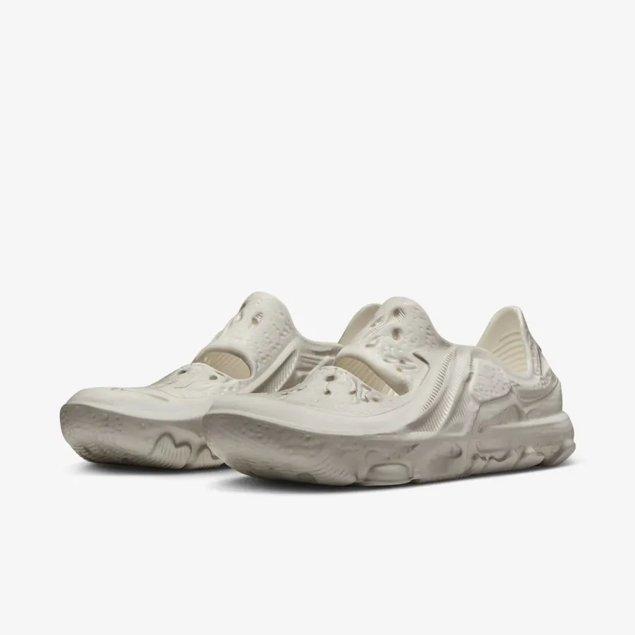 Кросівки Nike ISPA Universal DM0886-103