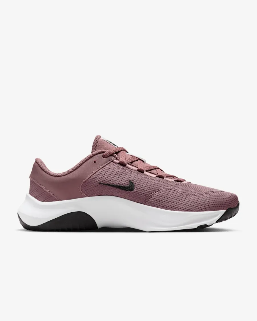 Кросівки Nike Legend Essential 3 Next Nature DM1119-200