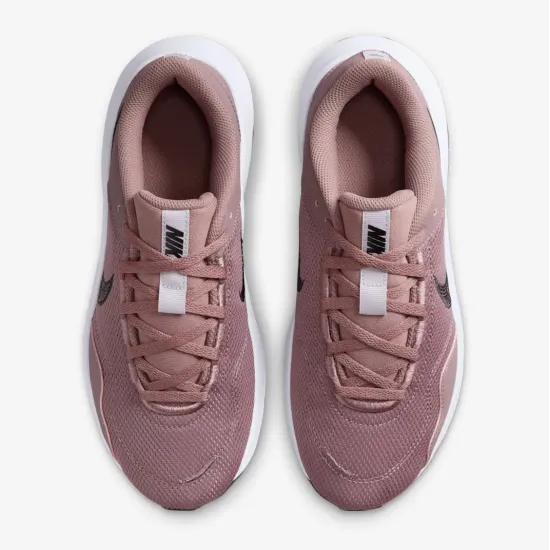 Кросівки Nike Legend Essential 3 Next Nature DM1119-200