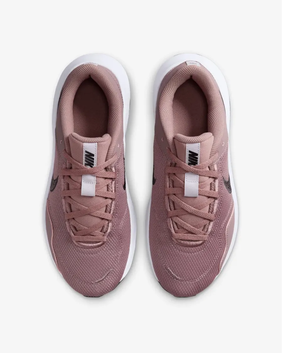 Кросівки Nike Legend Essential 3 Next Nature DM1119-200