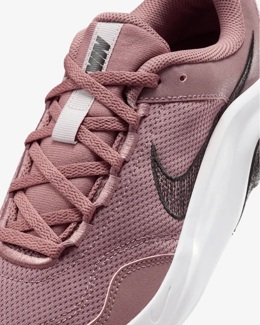 Кросівки Nike Legend Essential 3 Next Nature DM1119-200