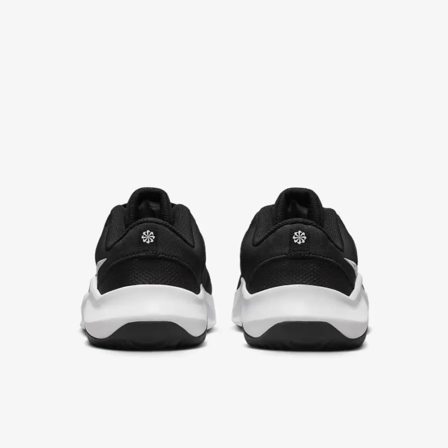 Кросівки Nike Legend Essential 3 Next Nature DM1120-001