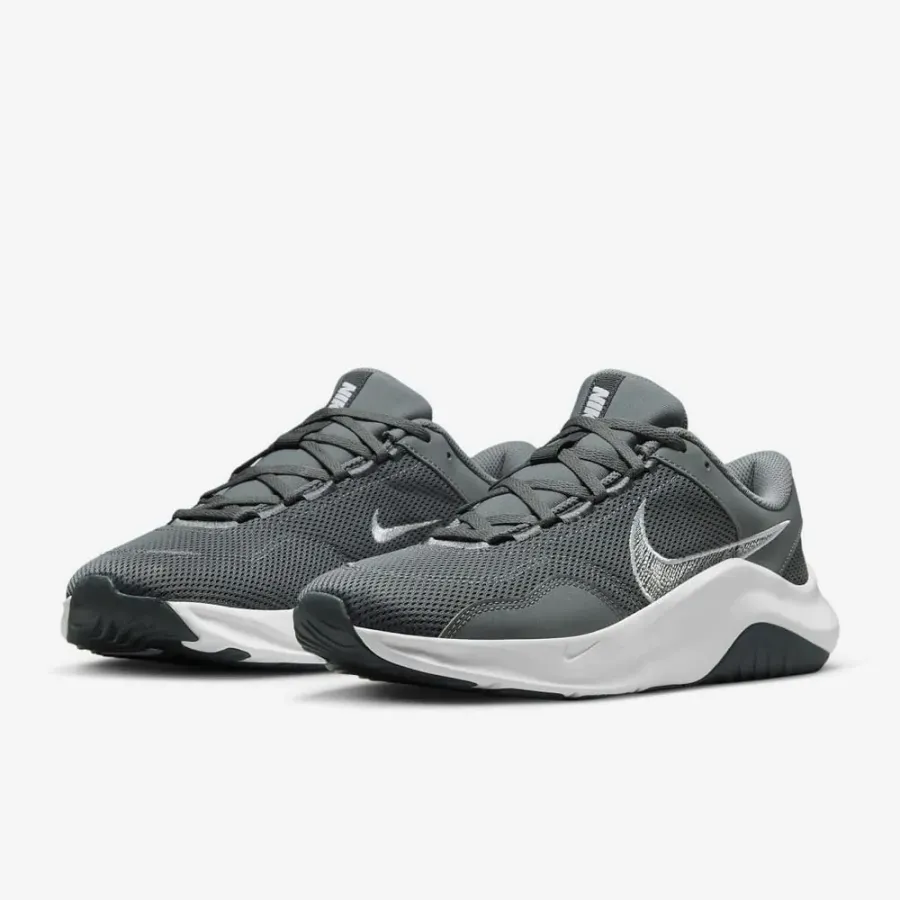 Кросівки Nike Legend Essential 3 Next Nature DM1120-002