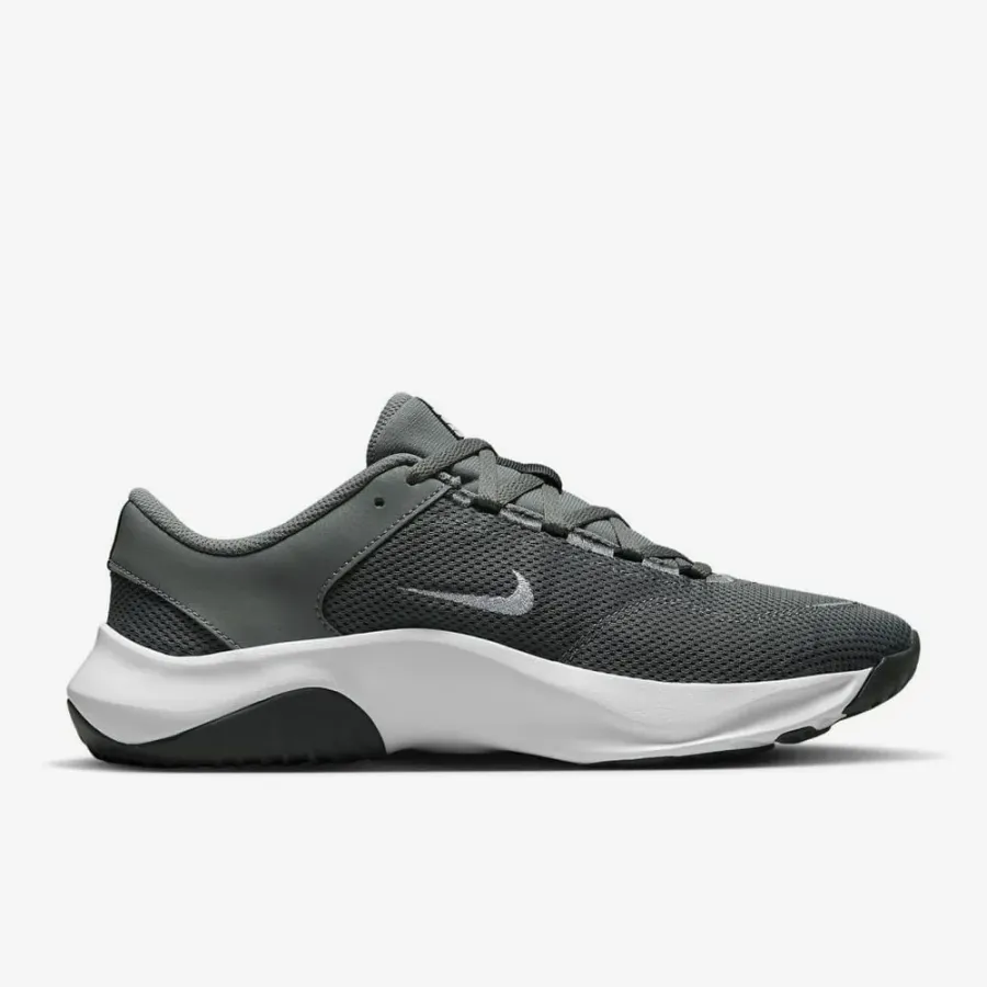 Кросівки Nike Legend Essential 3 Next Nature DM1120-002