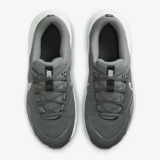 Кросівки Nike Legend Essential 3 Next Nature DM1120-002