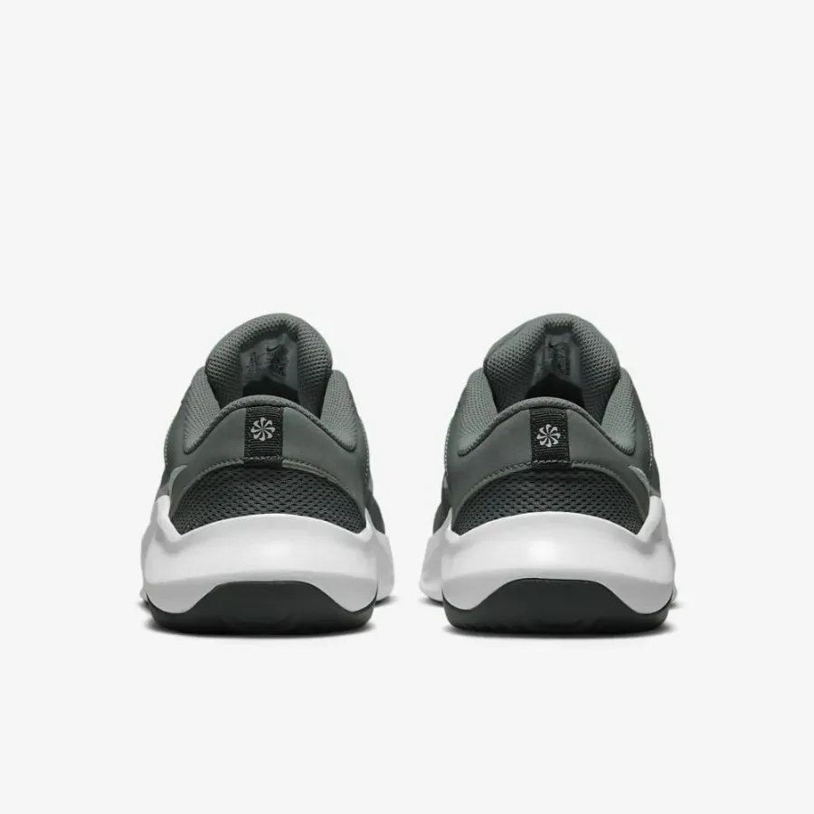 Кросівки Nike Legend Essential 3 Next Nature DM1120-002