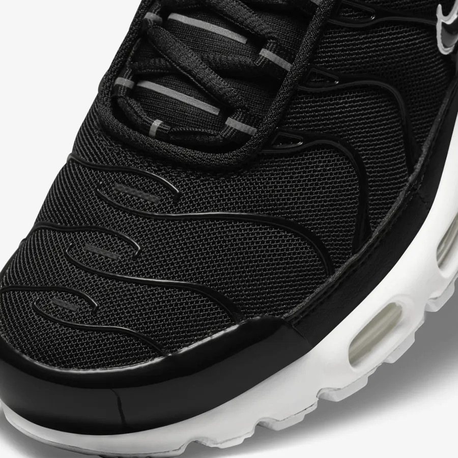Кросівки Nike Air Max Plus DM2362-001