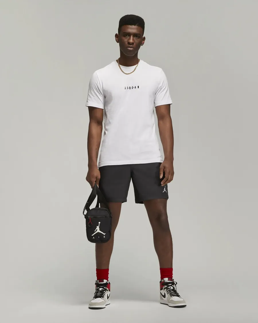 Футболка Nike Air Jordan Crew DM3182-100