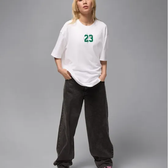 Футболка Nike Air Jordan Essentials Graphic DM3244-100
