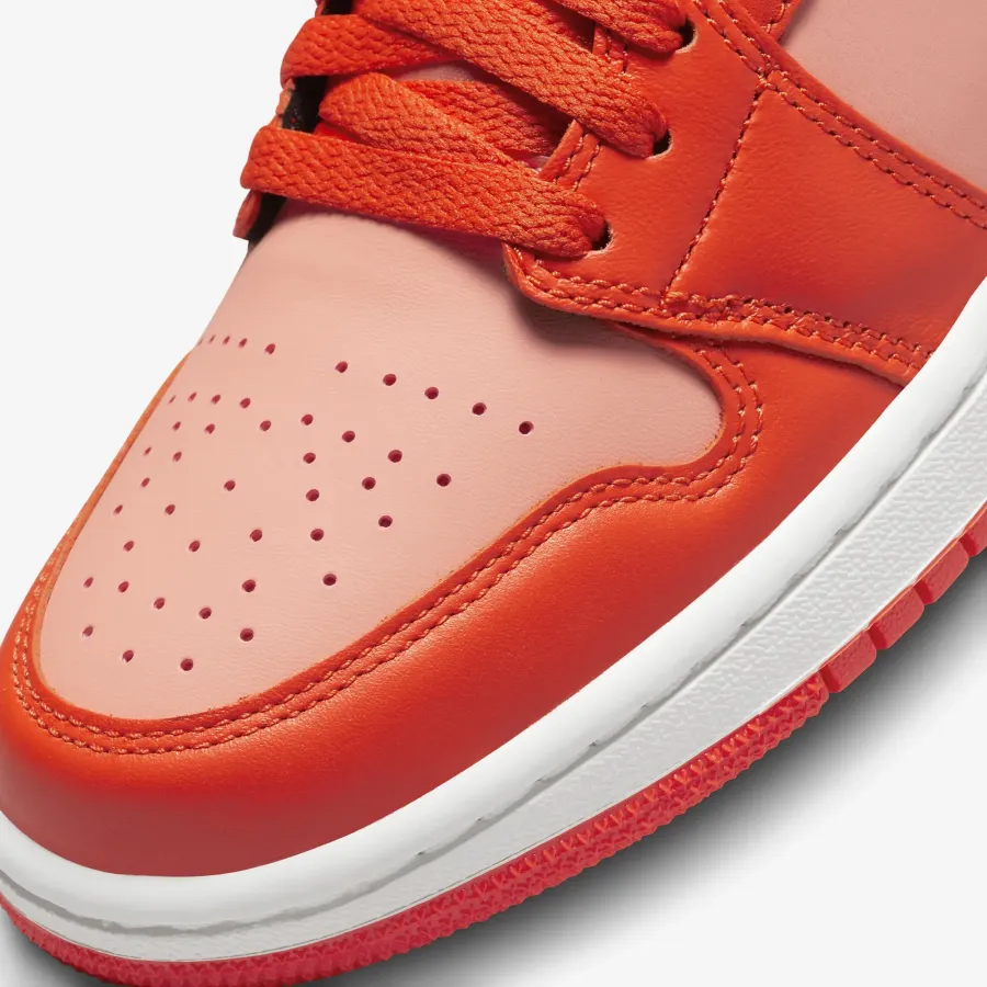 Кросівки Nike Air Jordan 1 Low SE DM3379-600