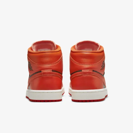 Кросівки Nike Air Jordan 1 Mid DM3381-600