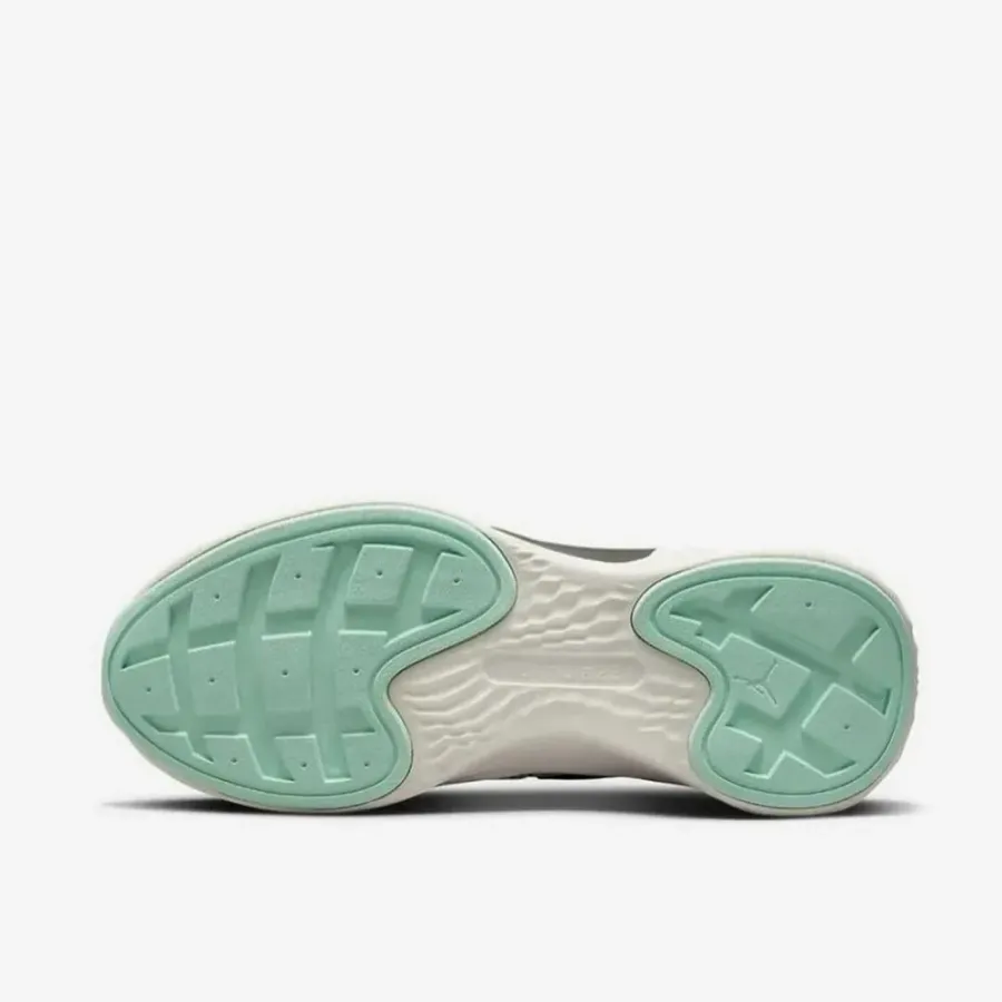 Кросівки Nike Air Jordan Delta 3 Low DM3384-003