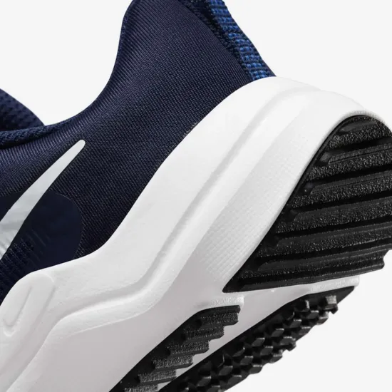 Кросівки Nike Downshifter 12 DM4193-400