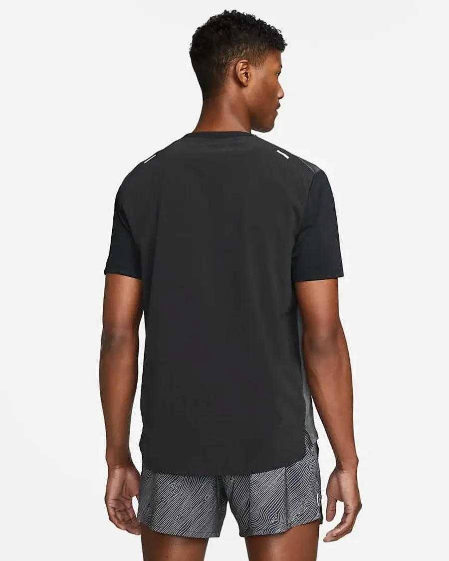 Футболка Nike Dri-FIT Trail Rise 365 SS DM4646-010