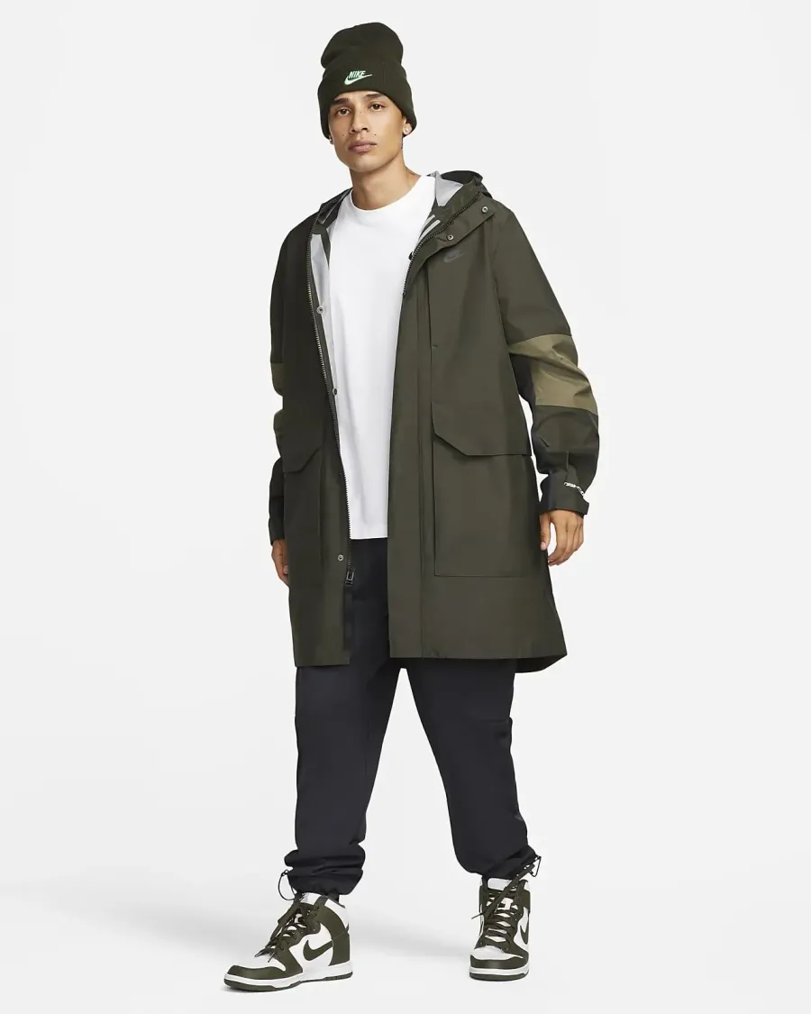 Куртка Nike Sportswear Storm-Fit Adv DM5497-355