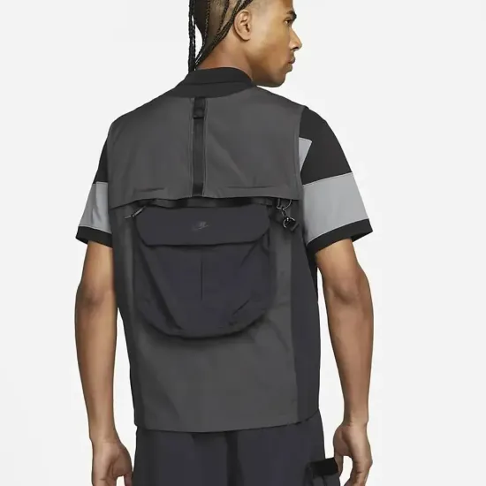 Жилетка Nike Sportswear Tech Pack Vest DM5534-060