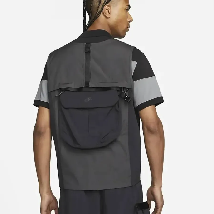 Жилетка Nike Sportswear Tech Pack Vest DM5534-060