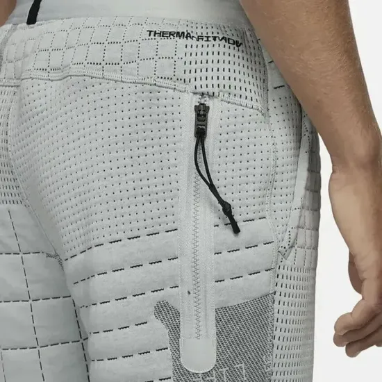 Штани Nike Tech Pack Therma‑FIT ADV Jogger DM5550-034