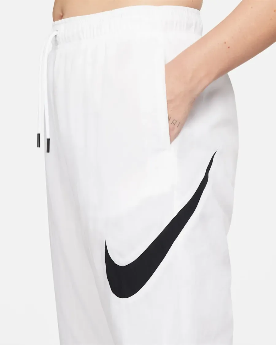 Штани Nike Sportswear Essential Woven DM6183-100
