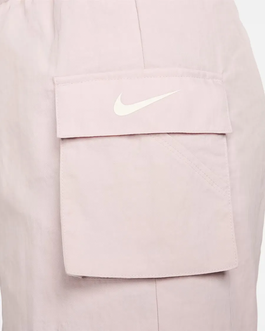 Шорти Nike Sportswear Essential Woven DM6247-019