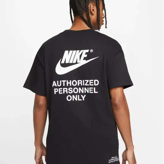 Футболка Nike Sportswear DM6427-010
