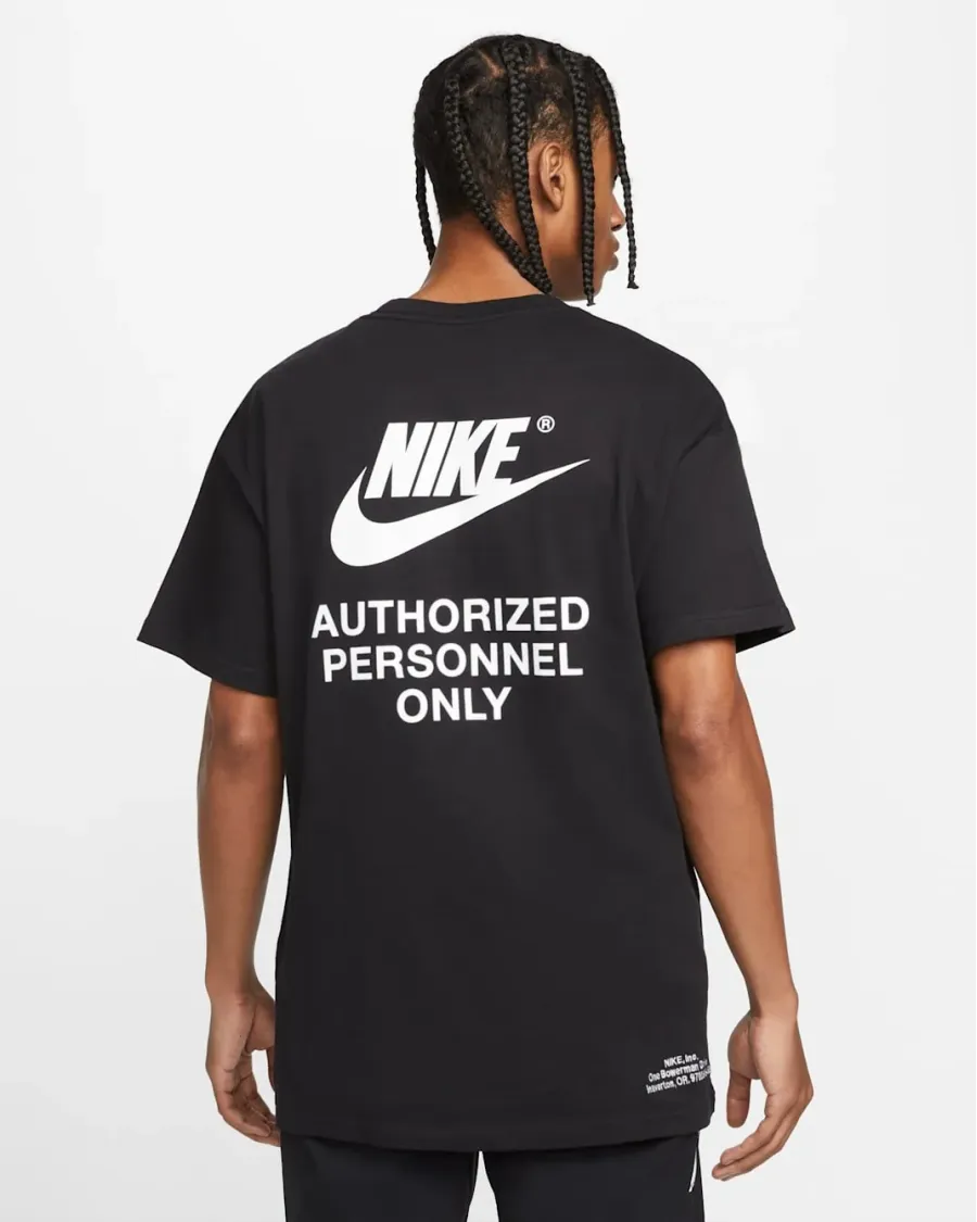 Футболка Nike Sportswear DM6427-010