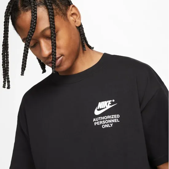 Футболка Nike Sportswear DM6427-010