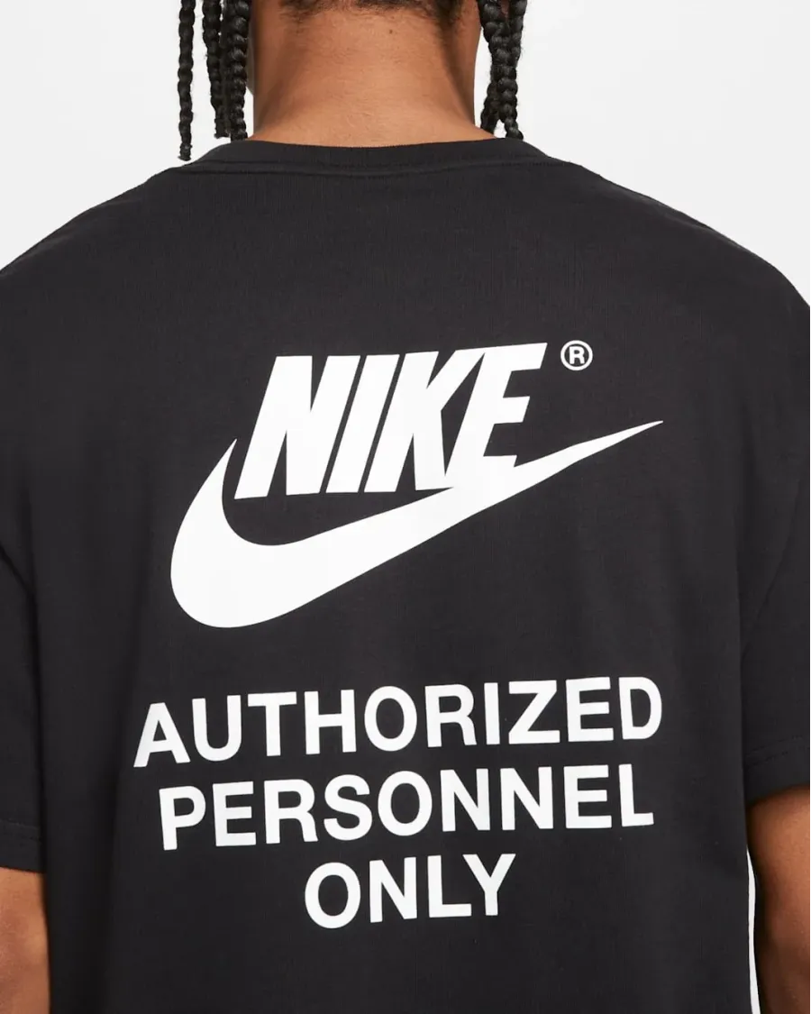 Футболка Nike Sportswear DM6427-010