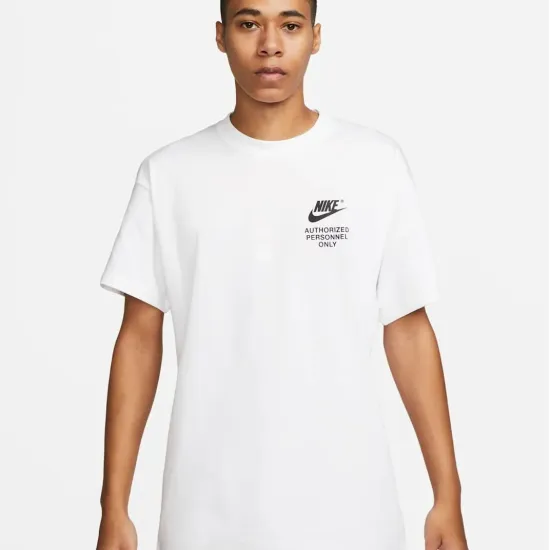 Футболка Nike Sportswear DM6427-100