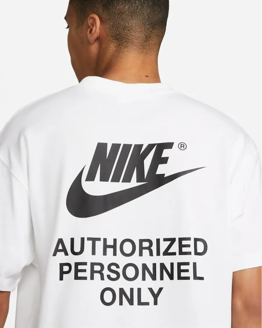 Футболка Nike Sportswear DM6427-100