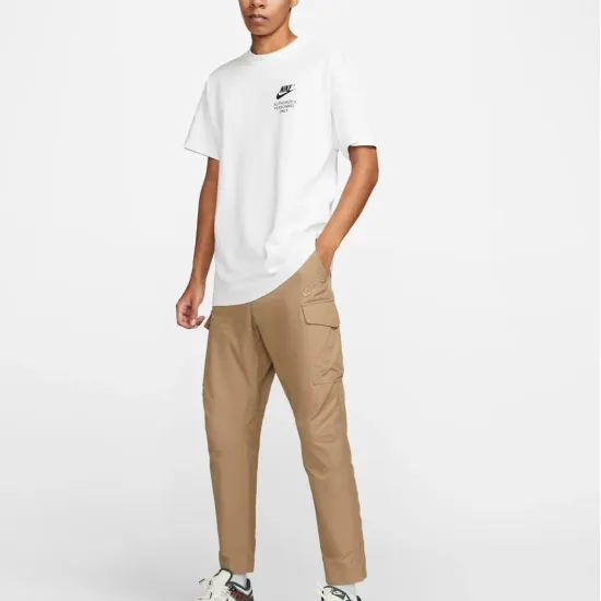 Футболка Nike Sportswear DM6427-100