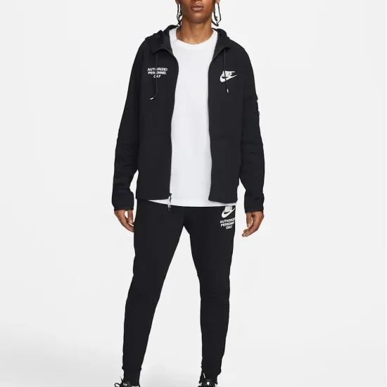 Штани Nike Sportswear Fleece Graphic DM6552-010