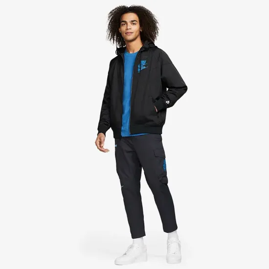 Куртка Nike Sportswear SPE+ Woven Windrunner DM6867-010