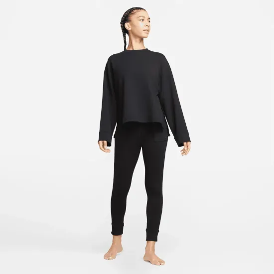 Кофта Nike Dri-FIT Fleece Crew DM7030-010