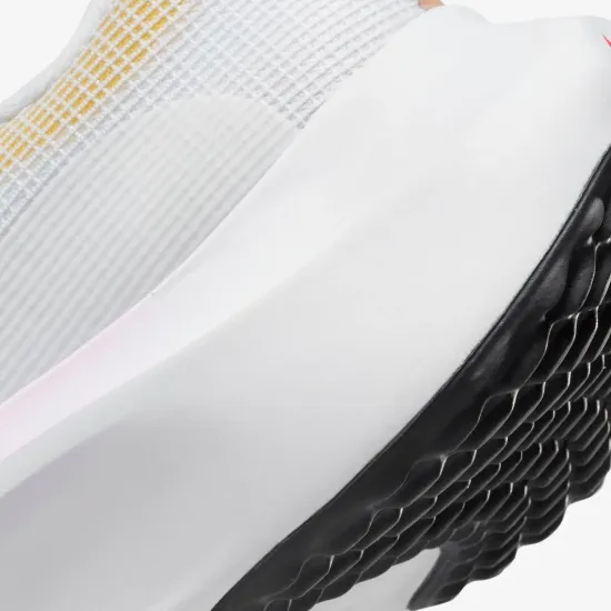 Кросівки Nike Air Zoom Fly 5 DM8974-100