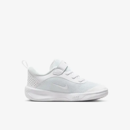 Кросівки Nike Omni Multi-Court DM9026-100