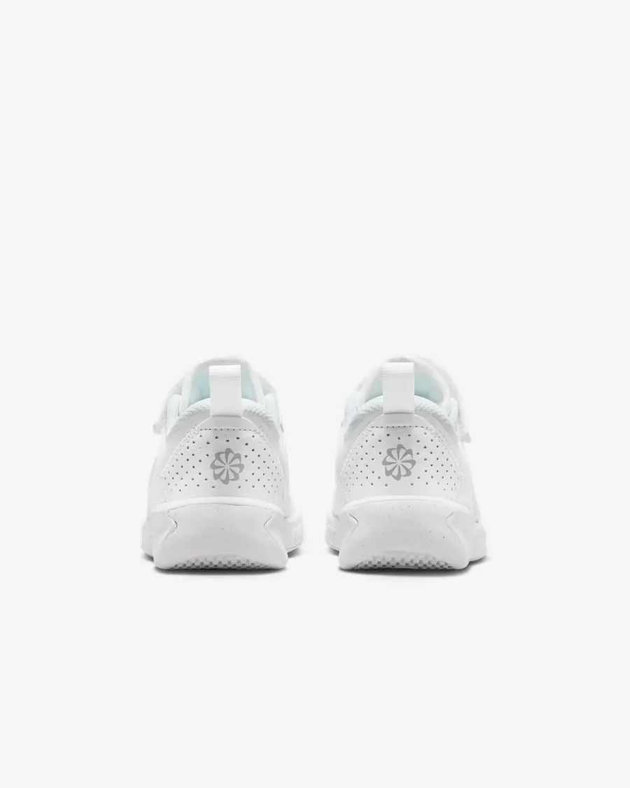 Кросівки Nike Omni Multi-Court DM9026-100