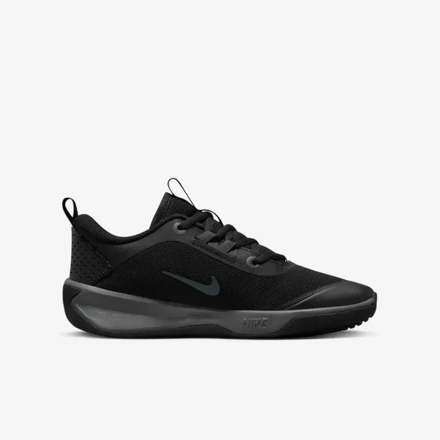 Кросівки Nike Omni Multi-Court DM9027-001