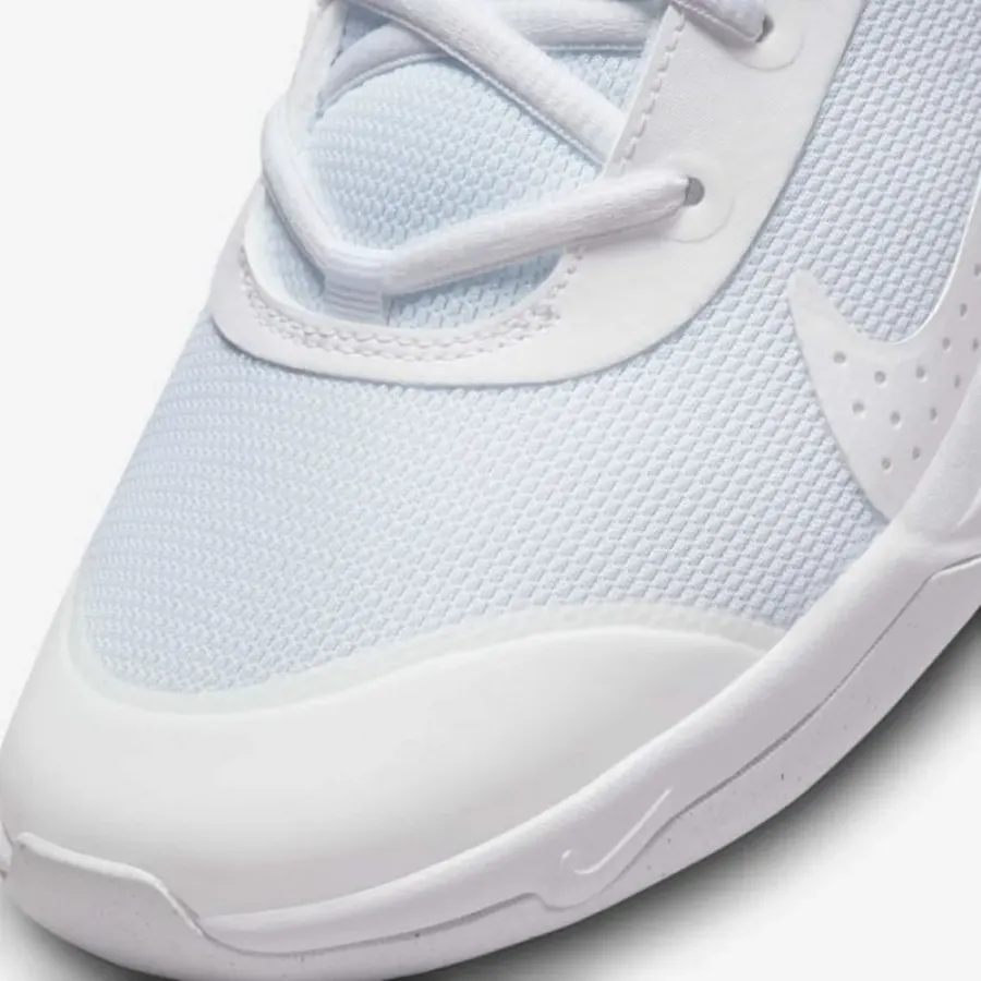 Кросівки Nike Omni Multi-Court DM9027-100