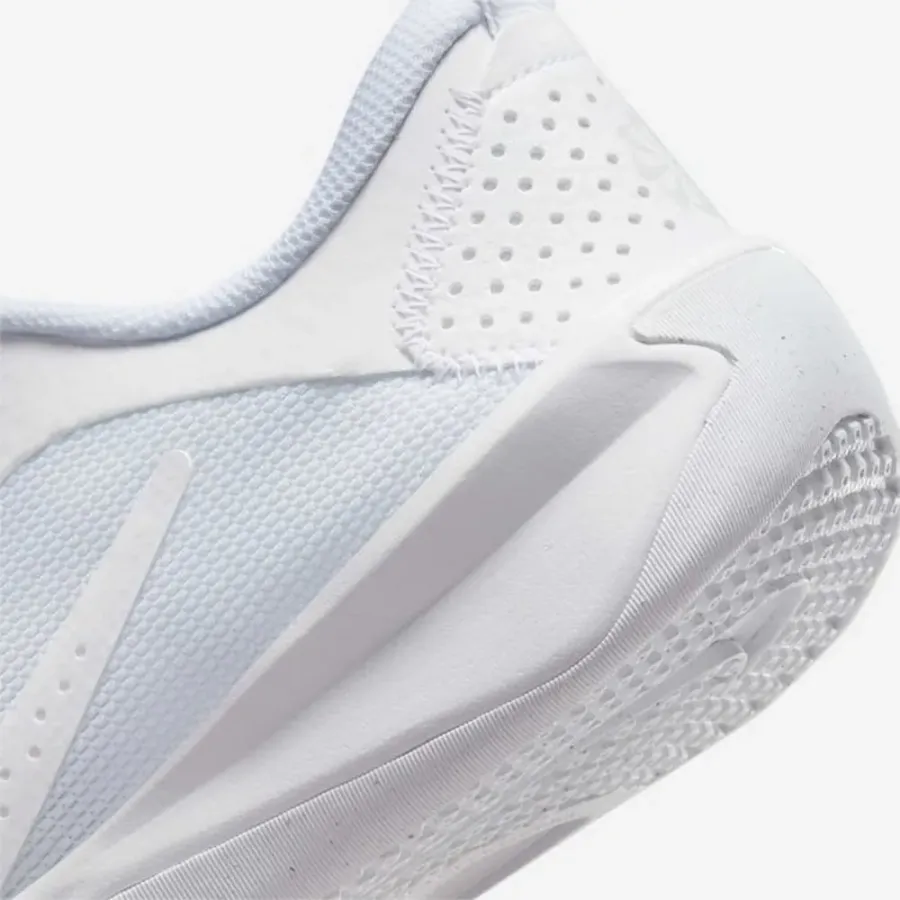 Кросівки Nike Omni Multi-Court DM9027-100