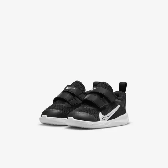 Кросівки Nike Omni Multi-Court DM9028-002