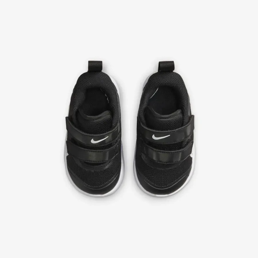 Кросівки Nike Omni Multi-Court DM9028-002
