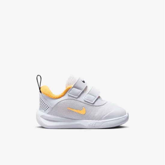 Кросівки Nike Omni Multi-Court DM9028-102